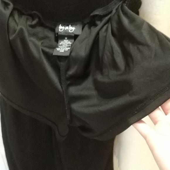 Embroidered waistband harem style pants. - Picture 9 of 9